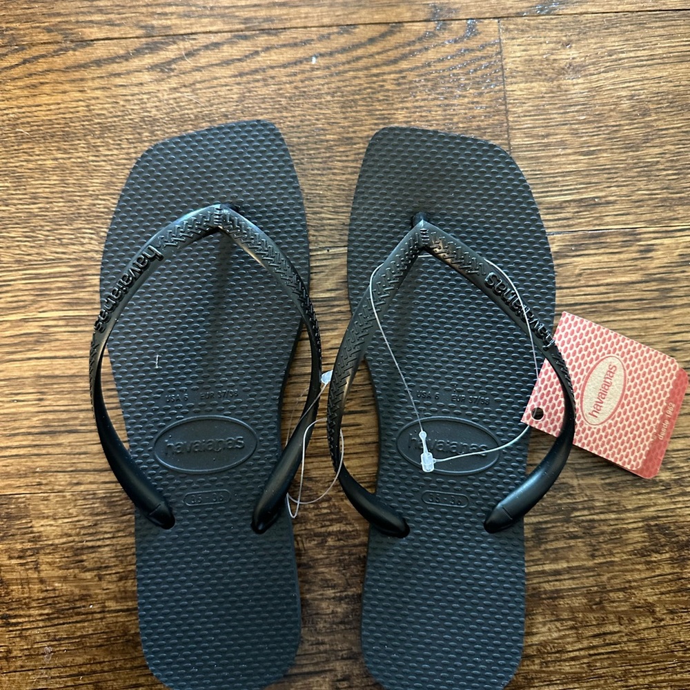Havaianas Black Flip Flops